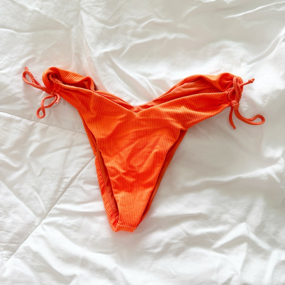FRANKIES Bikini Bottoms